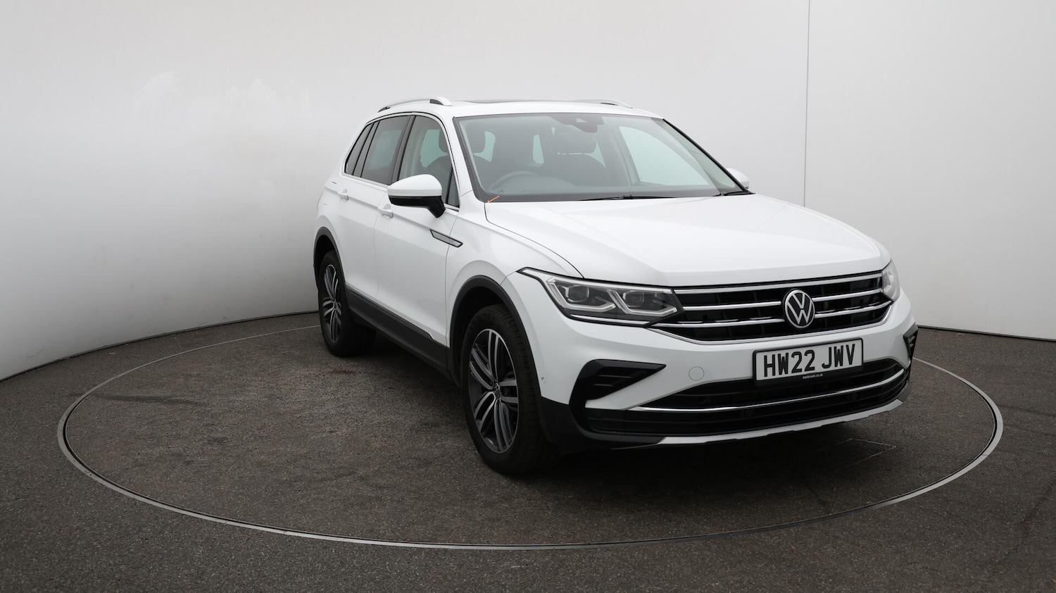Used Volkswagen Tiguan 2022 for sale - 76153040: Photo 43