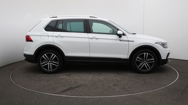 Used Volkswagen Tiguan 2022 for sale - 76153040: Photo 50