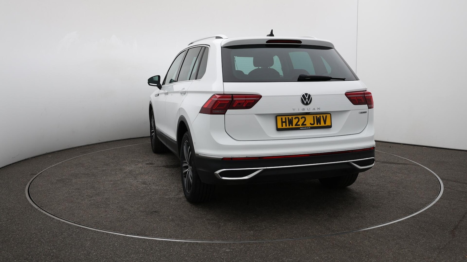 Used Volkswagen Tiguan 2022 for sale - 76153040: Photo 61