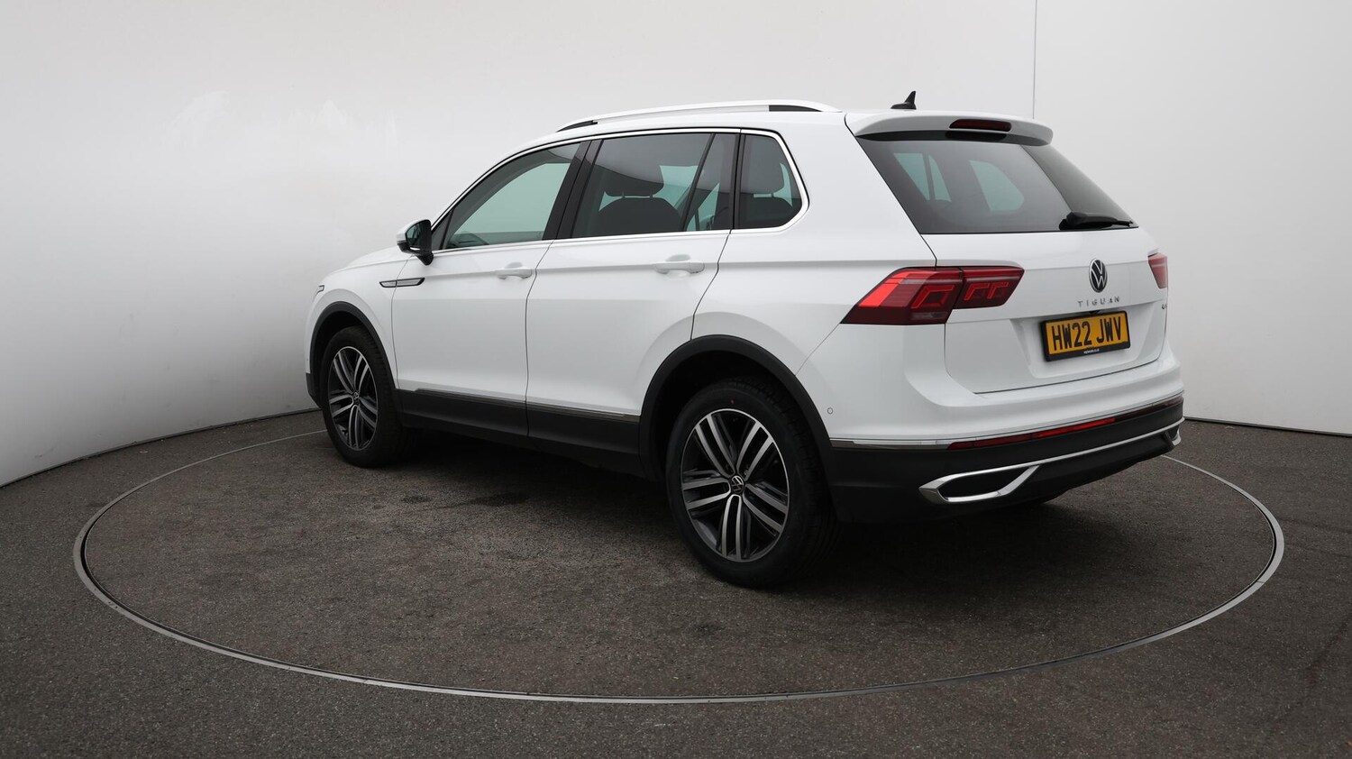 Used Volkswagen Tiguan 2022 for sale - 76153040: Photo 63