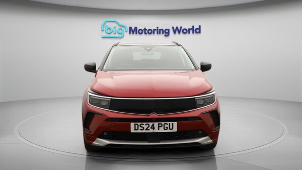 Used Vauxhall Grandland 2024 for sale - 75768377: Photo 3