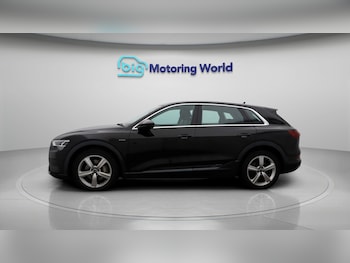 Used Audi e-tron 2021 for sale - 78357090: Photo