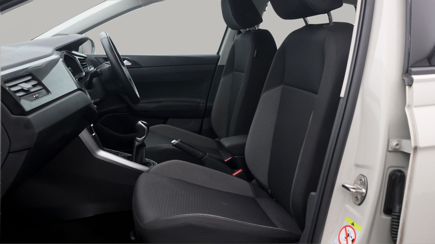 Used Volkswagen Polo 2023 for sale - 77618630: Photo 14