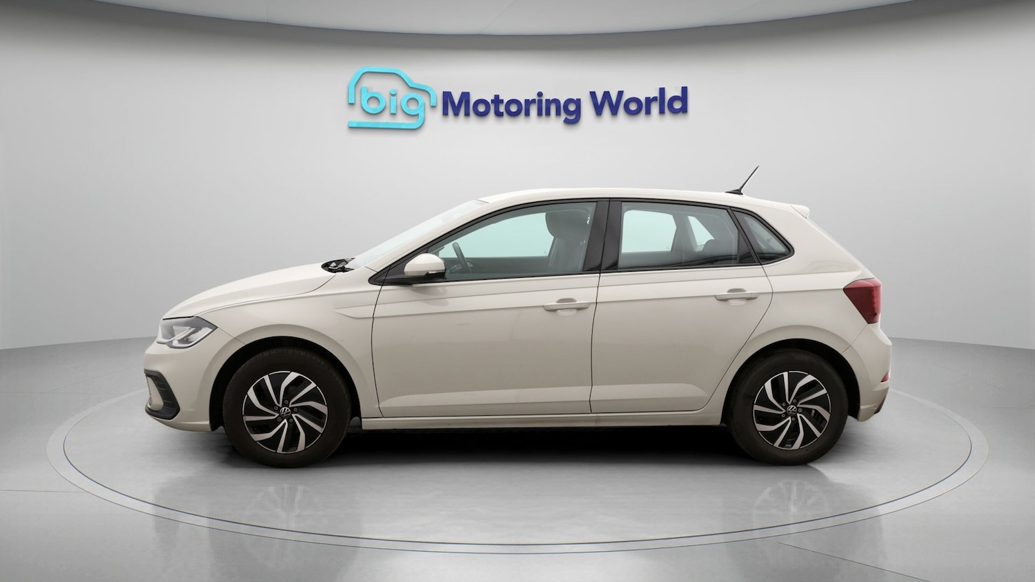 Used Volkswagen Polo 2023 for sale - 77618630: Photo 4