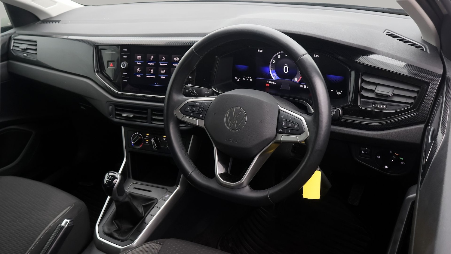 Used Volkswagen Polo 2023 for sale - 77618630: Photo 9