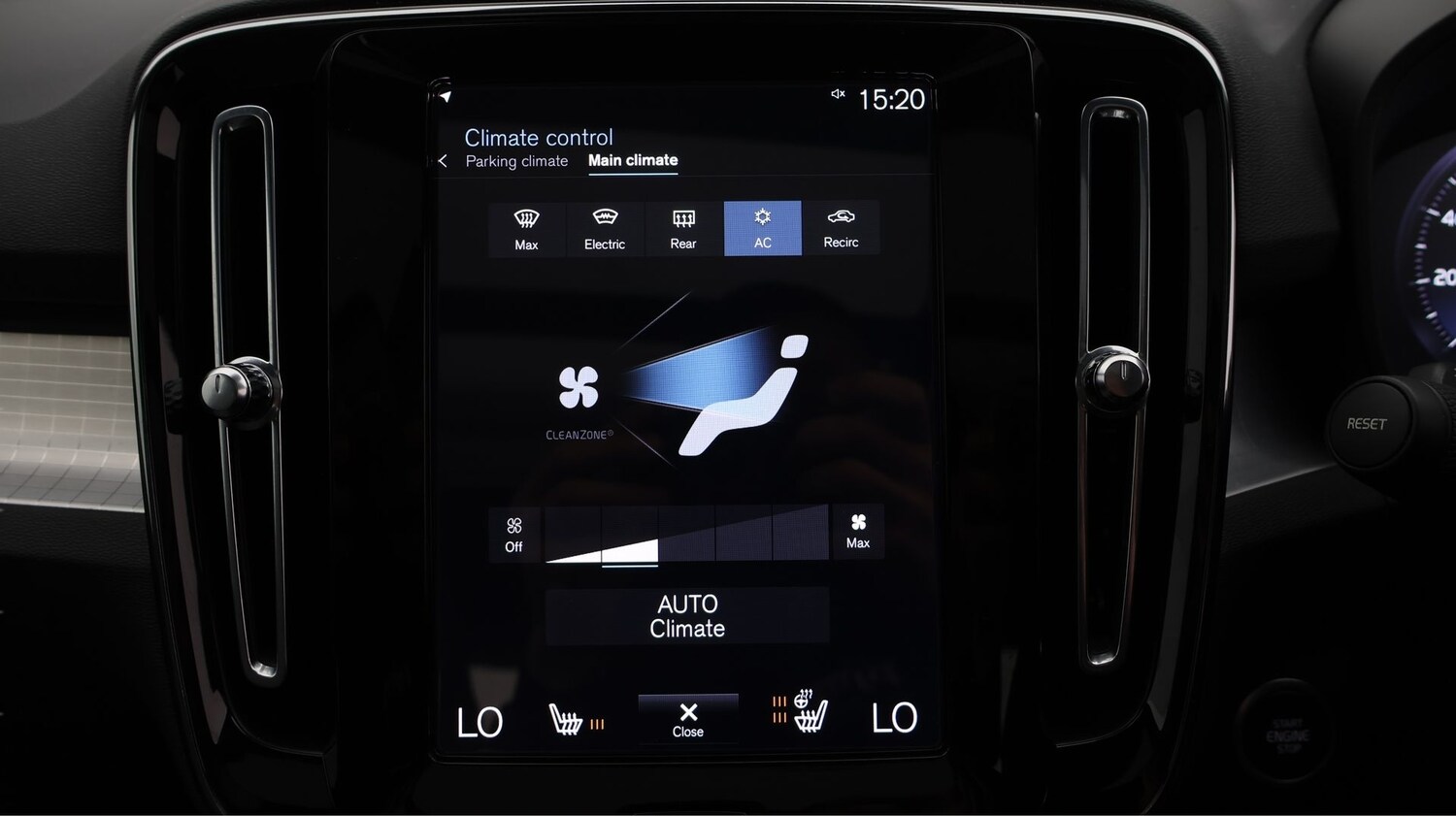 Used Volvo XC40 2022 for sale - 77759240: Photo 12