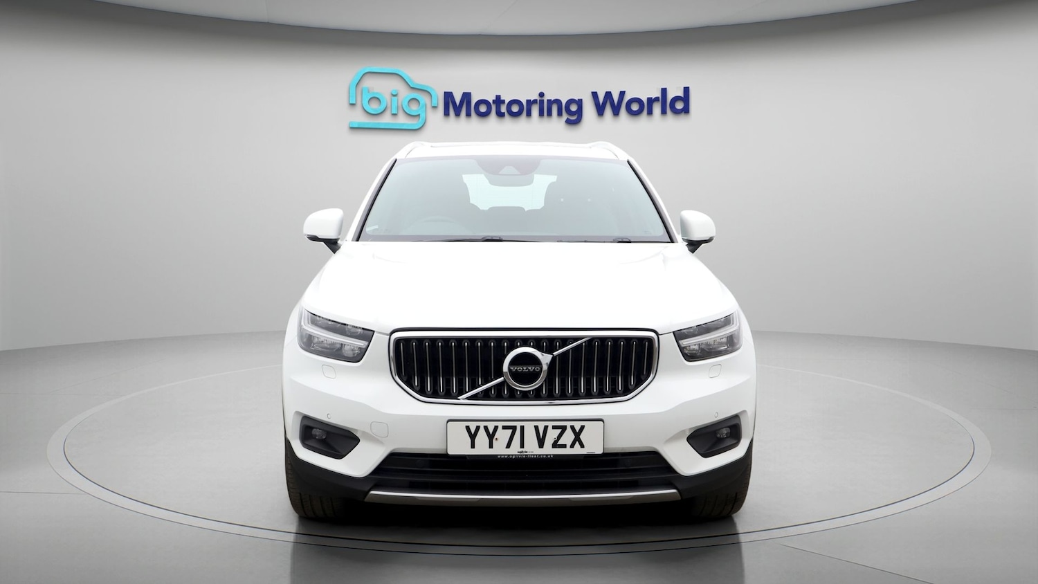 Used Volvo XC40 2022 for sale - 77759240: Photo 2