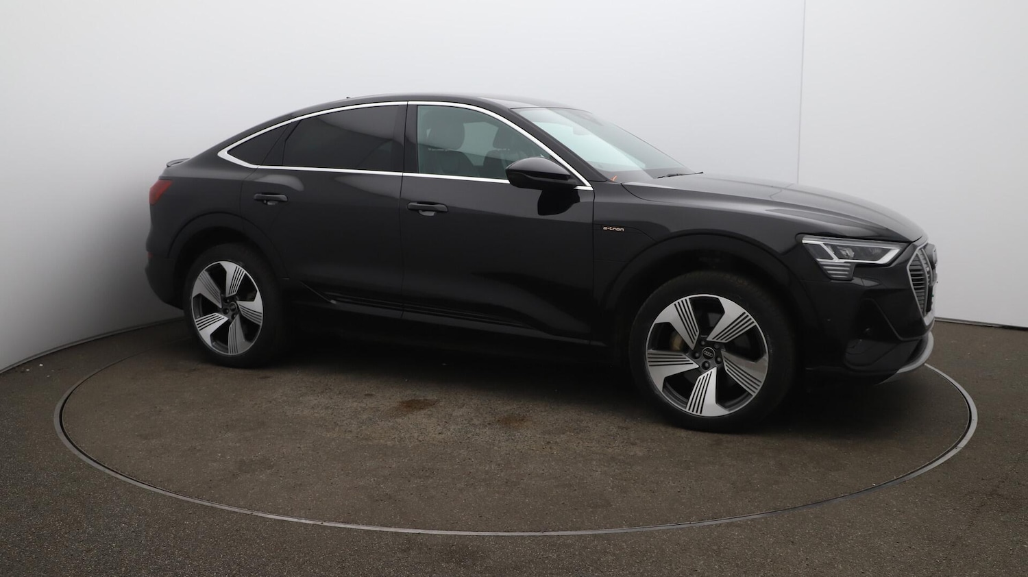 Used Audi e-tron 2023 for sale - 76136296: Photo 28