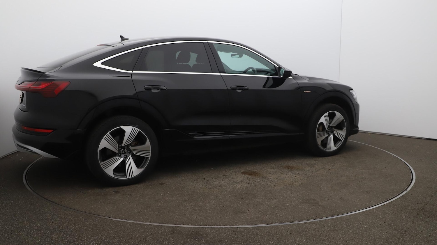 Used Audi e-tron 2023 for sale - 76136296: Photo 34