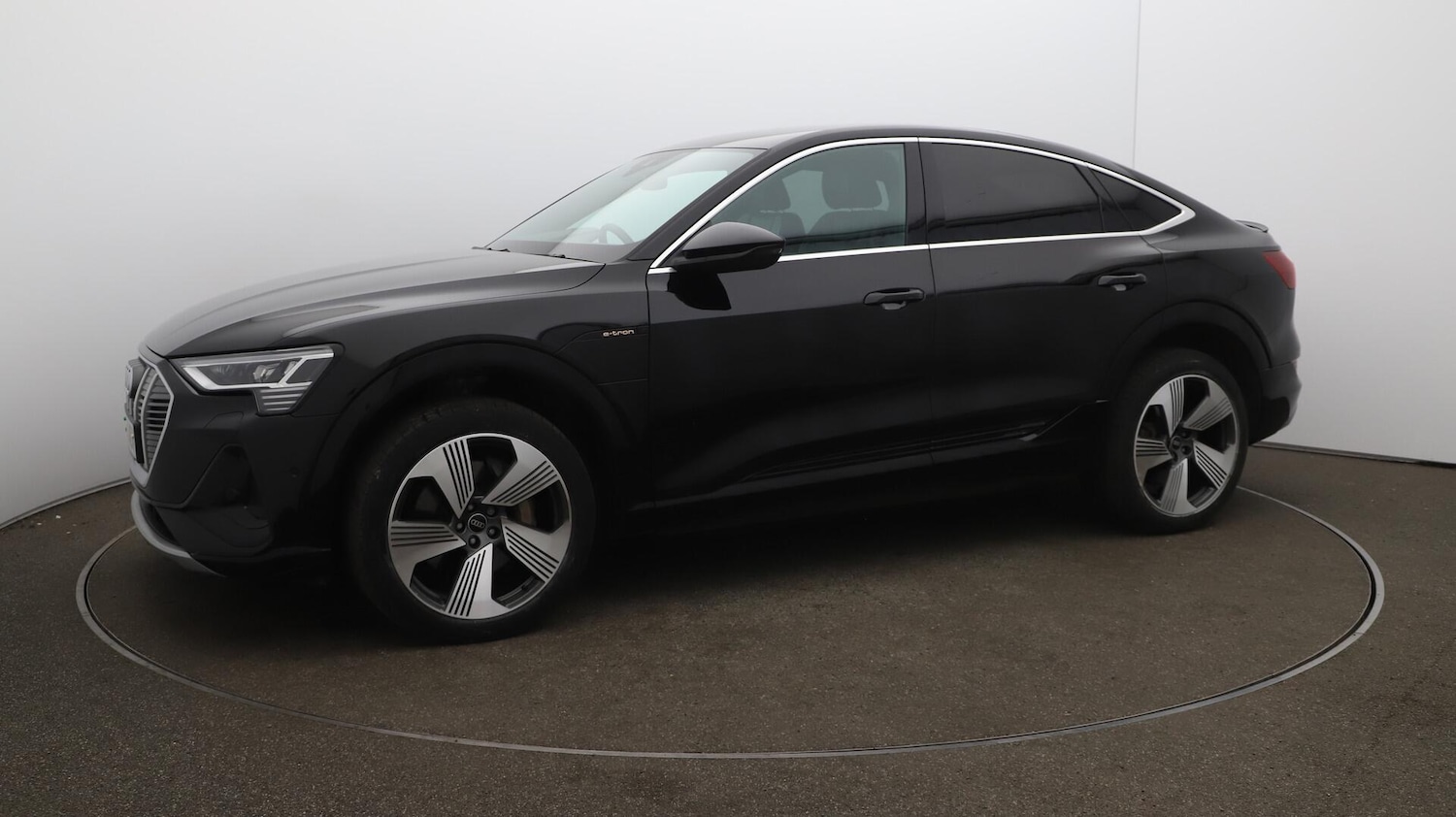 Used Audi e-tron 2023 for sale - 76136296: Photo 49