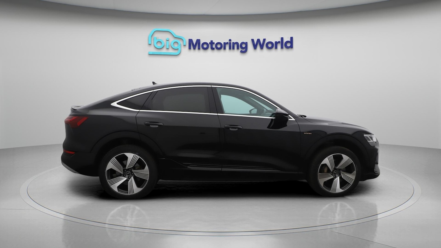 Used Audi e-tron 2023 for sale - 76136296: Photo 9