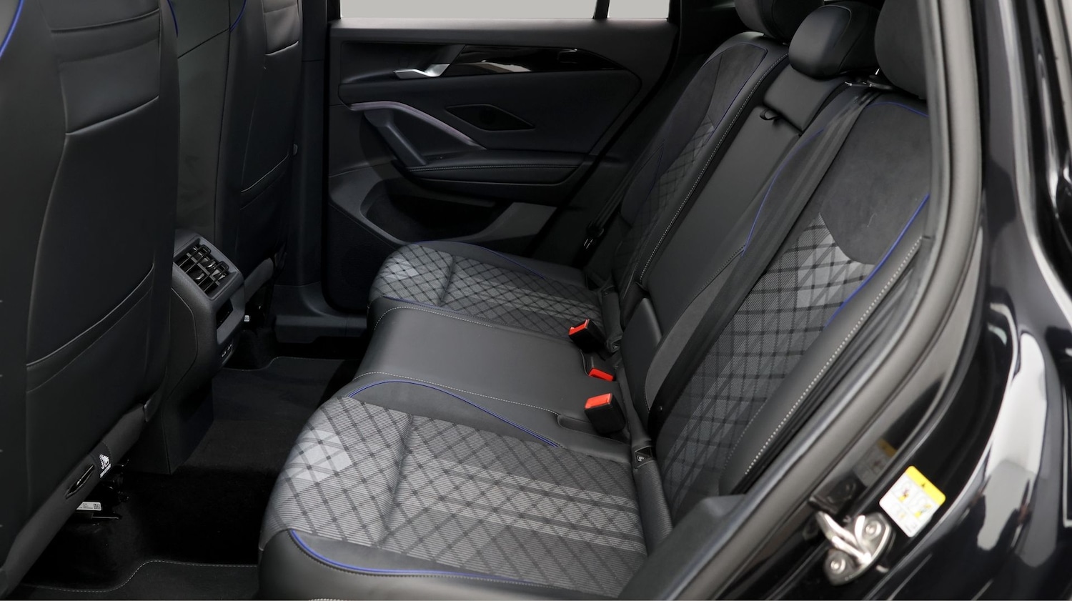 Used Volkswagen Tiguan 2024 for sale - 77915806: Photo 16