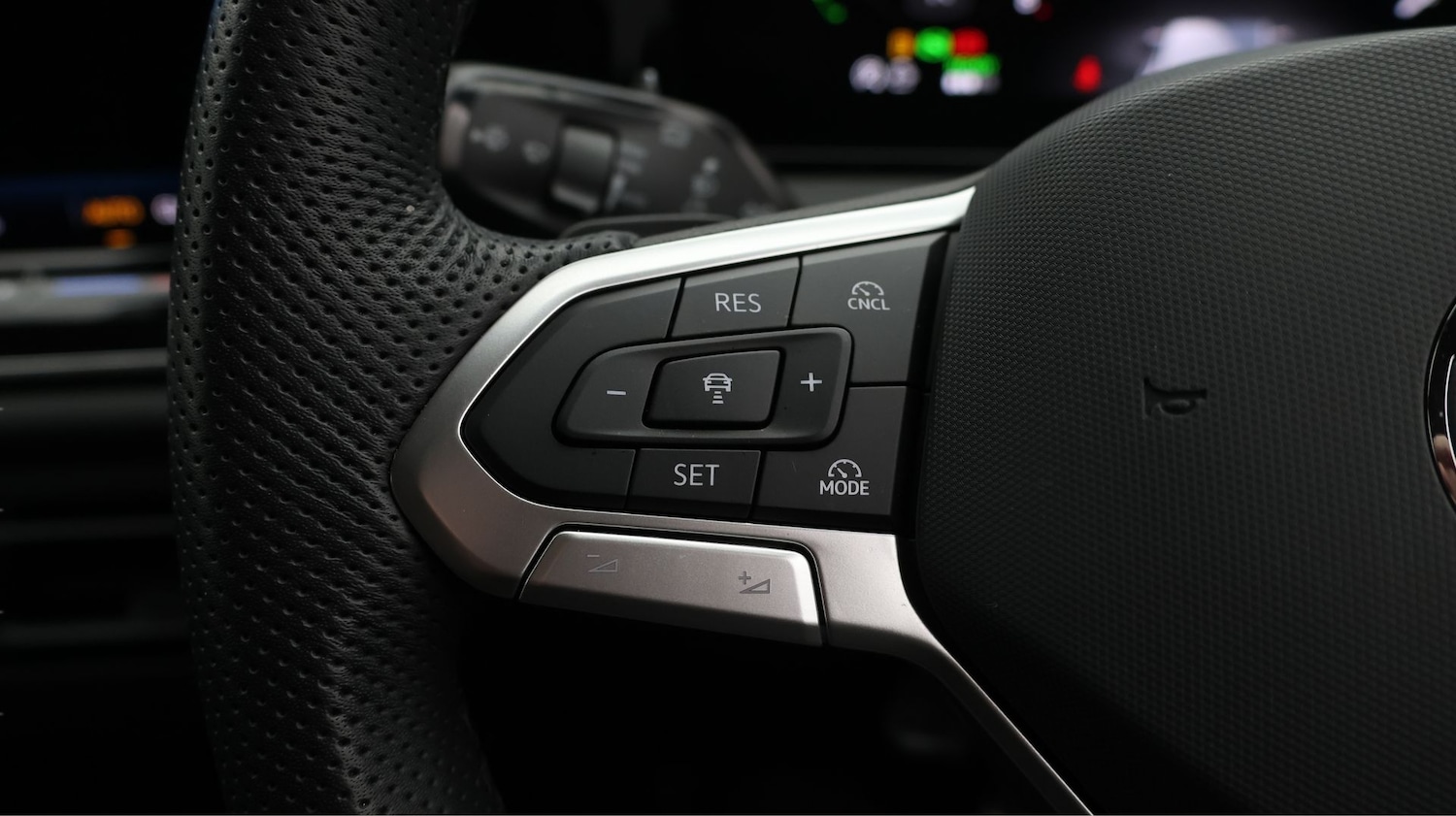 Used Volkswagen Tiguan 2024 for sale - 77915806: Photo 25