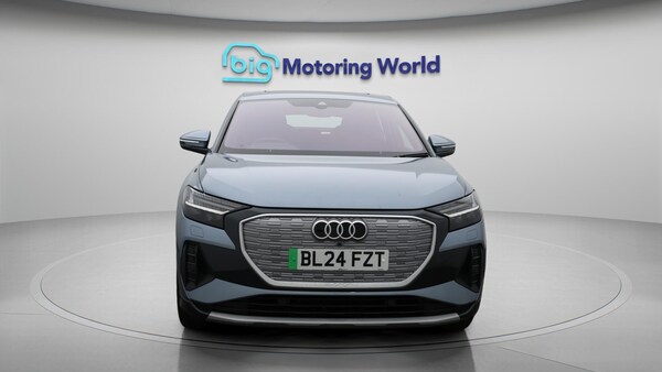 Used Audi Q4 e-tron 2024 for sale - 76190039: Photo 3