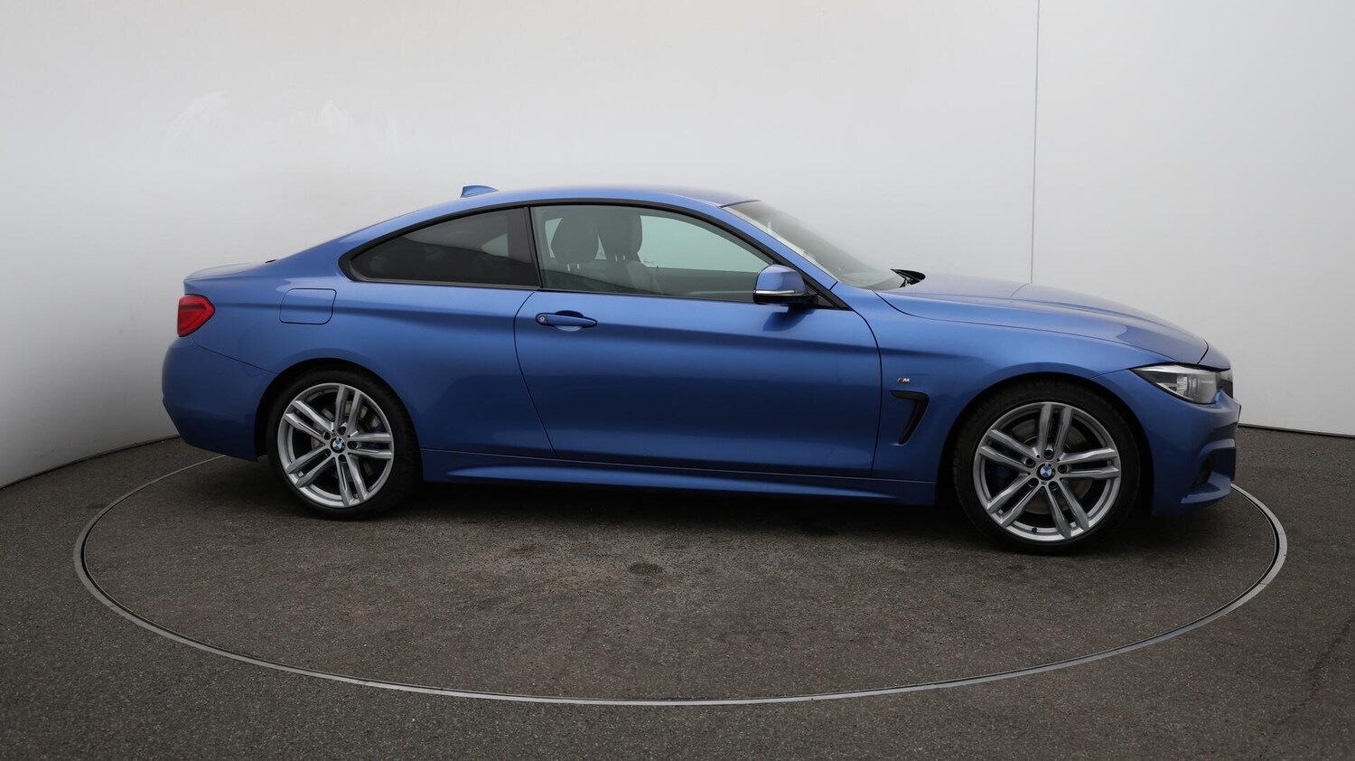 Used BMW 4 Series 2017 for sale - 76108905: Photo 48