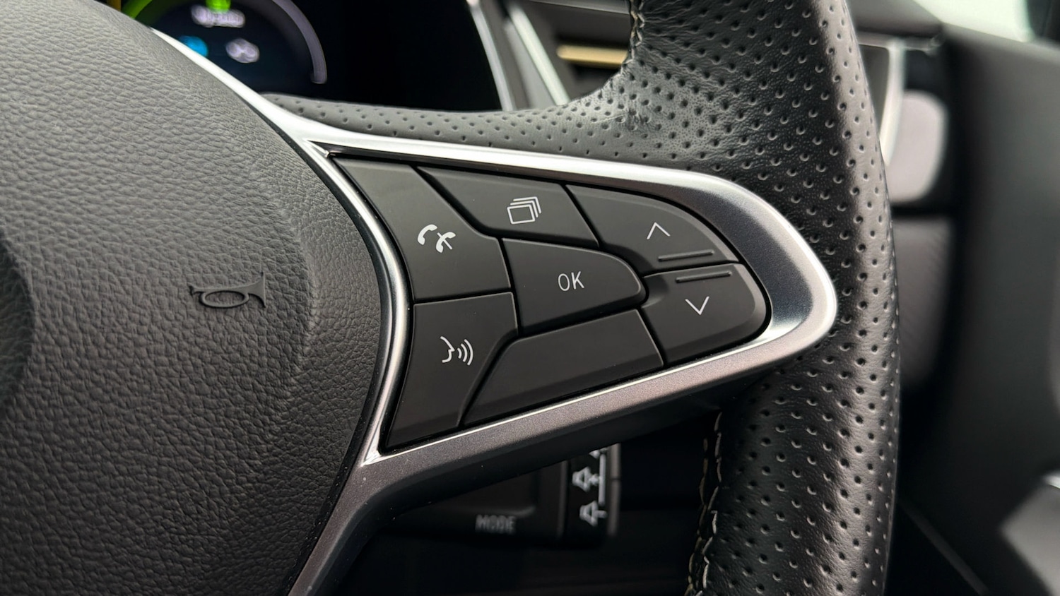 Used Renault Captur 2024 for sale - 77796943: Photo 24