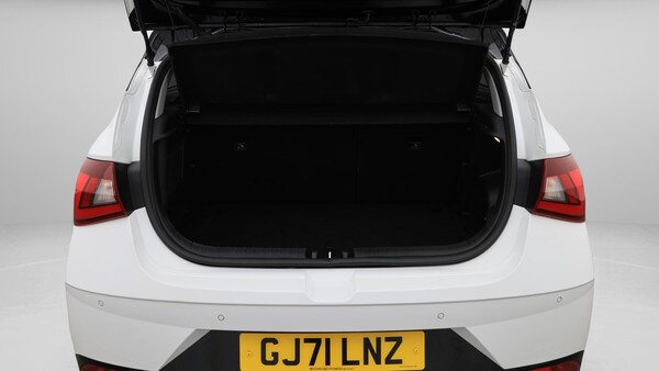 Used Hyundai i20 2021 for sale - 76326463: Photo 18