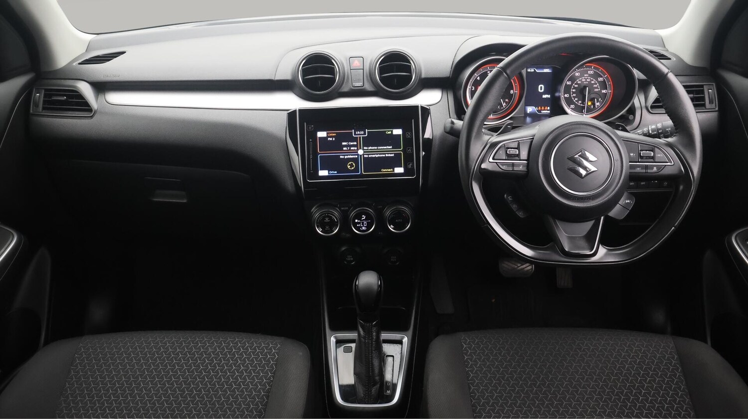 Used Suzuki Swift 2022 for sale - 76307860: Photo 14