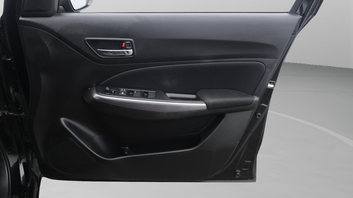 Used Suzuki Swift 2022 for sale - 76307860: Photo 16