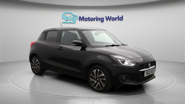 Used Suzuki Swift 2022 for sale - 76307860: Photo 2