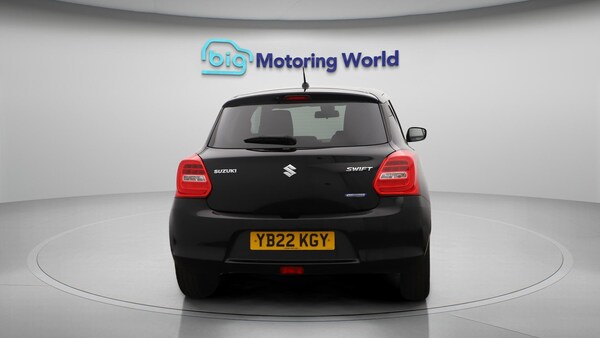 Used Suzuki Swift 2022 for sale - 76307860: Photo 7