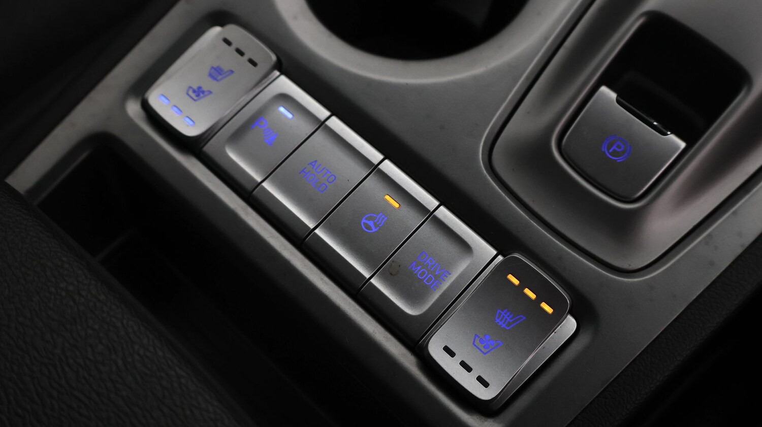 Used Hyundai KONA 2020 for sale - 77618712: Photo 29