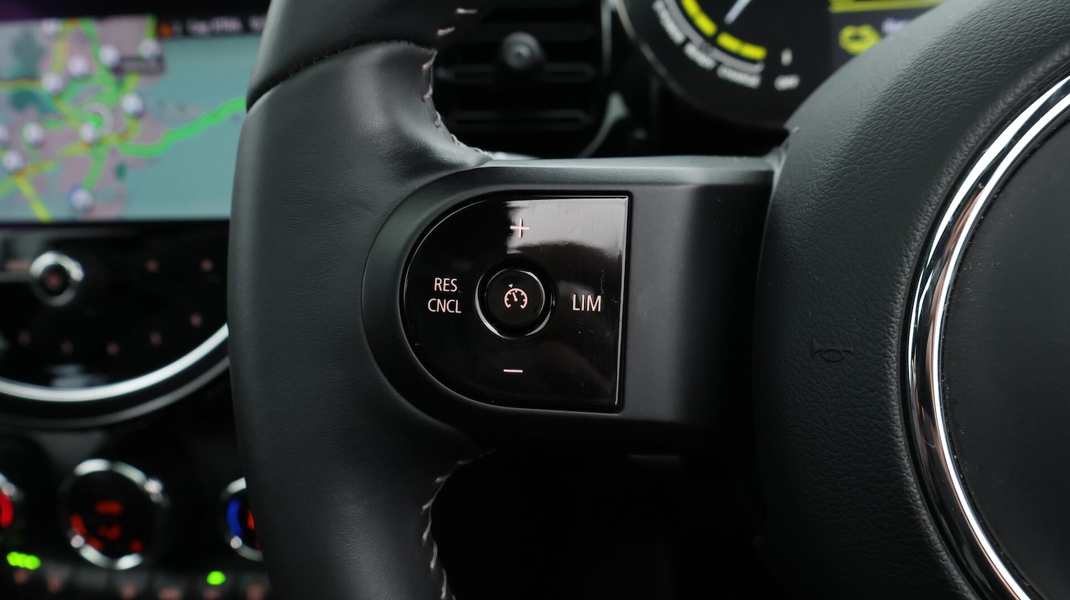 Used MINI Electric Hatch 2023 for sale - 76433204: Photo 28