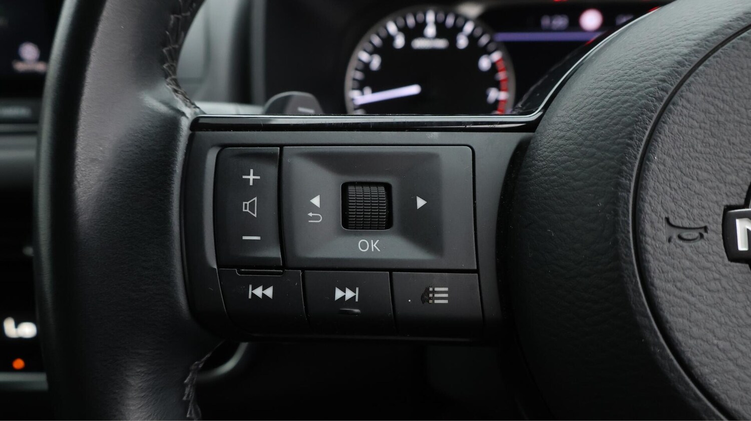 Used Nissan Qashqai 2022 for sale - 76032430: Photo 39
