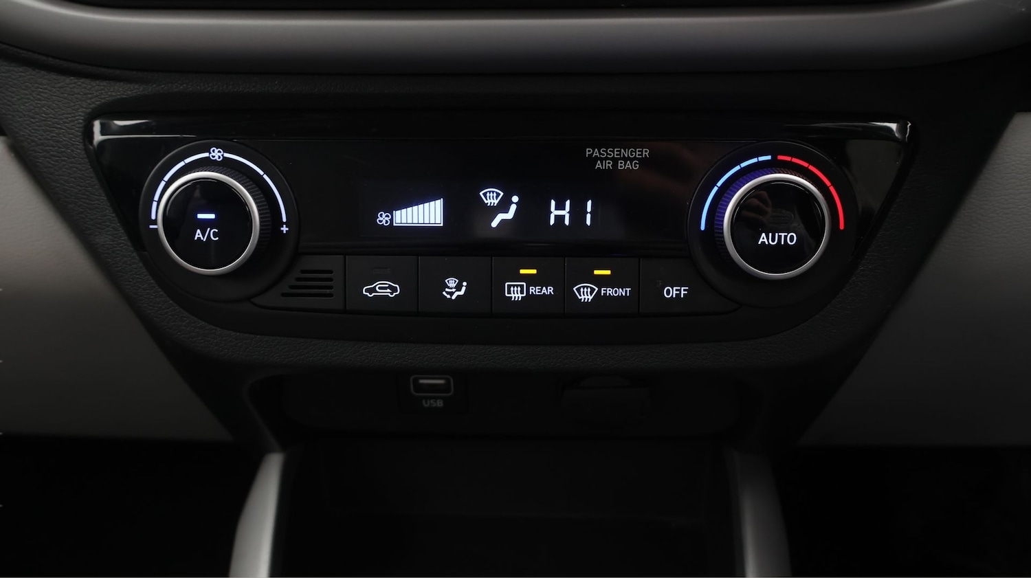 Used Hyundai i10 2022 for sale - 77352996: Photo 12