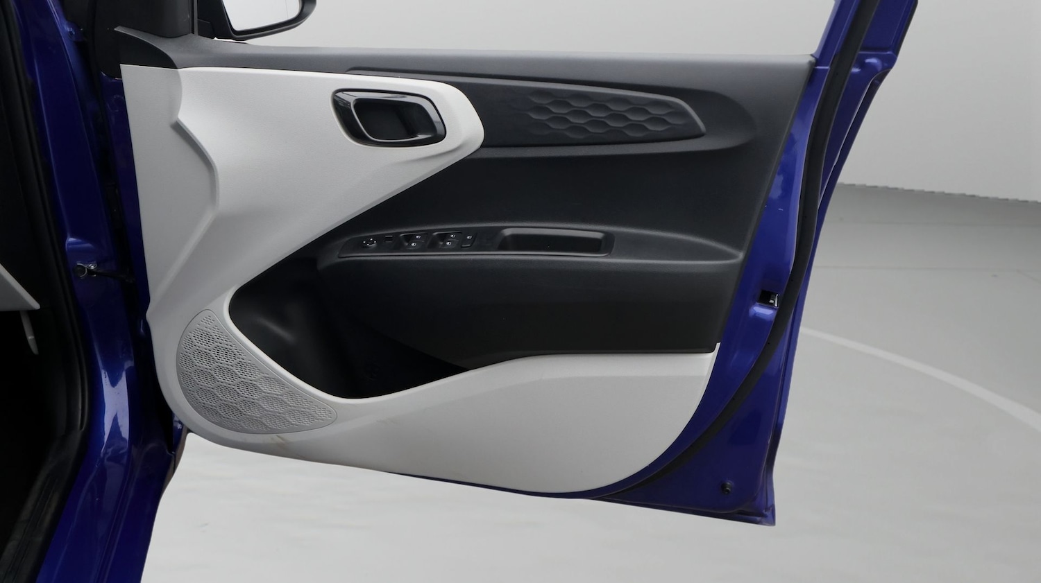 Used Hyundai i10 2022 for sale - 77352996: Photo 15