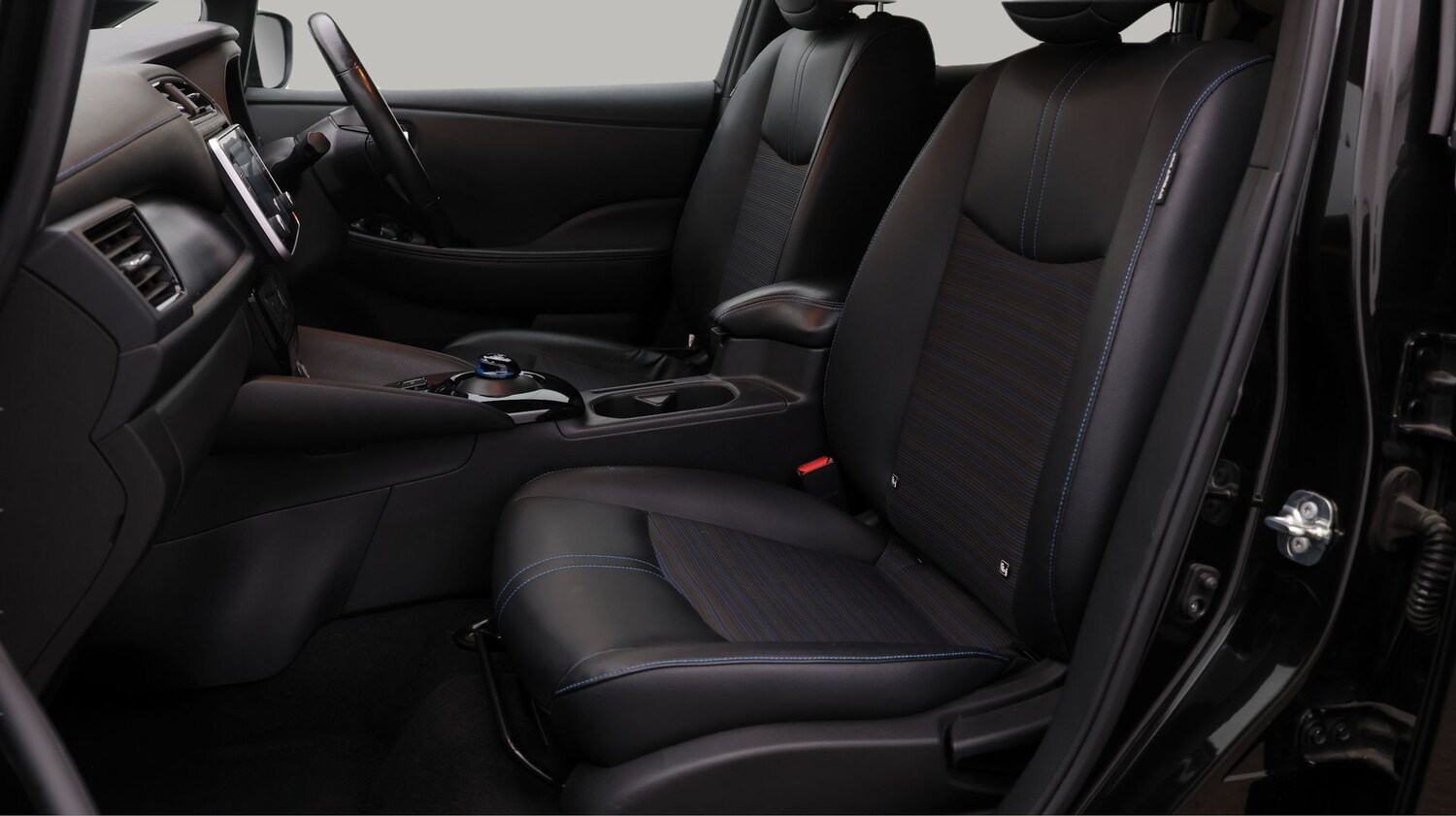 Used Nissan Leaf for sale - 77365485: Photo 14