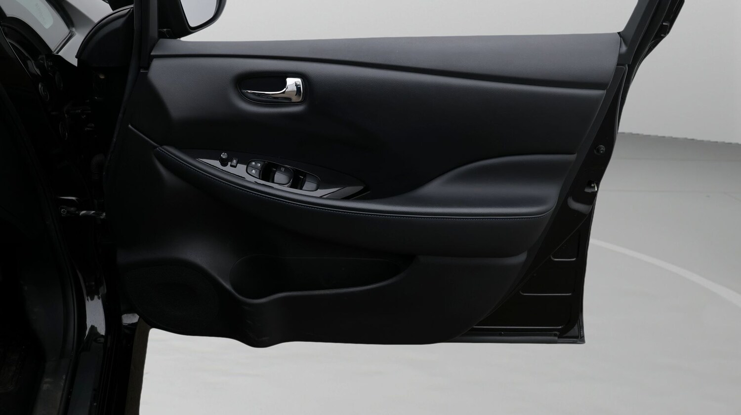 Used Nissan Leaf for sale - 77365485: Photo 15