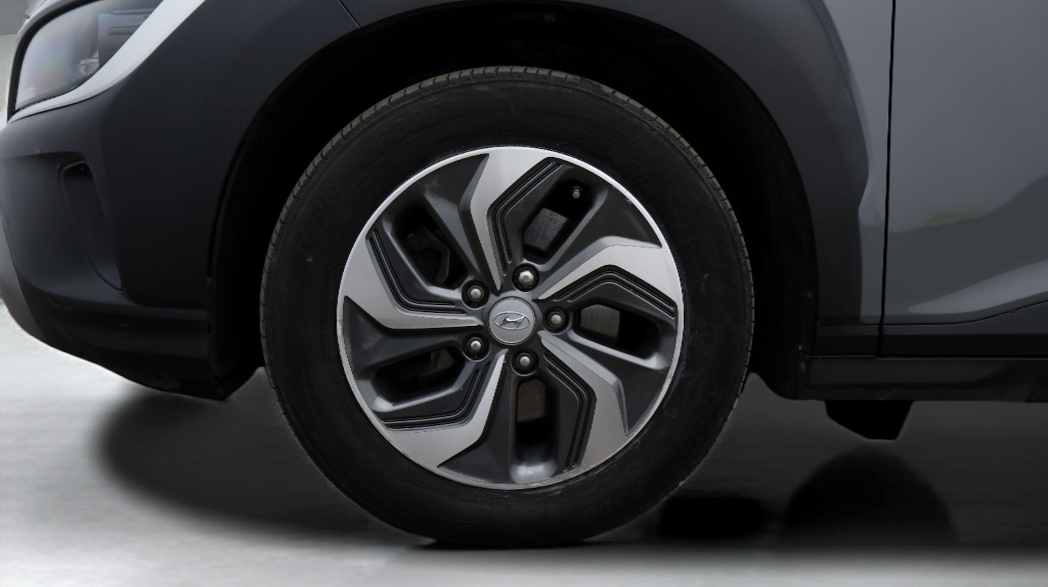 Used Hyundai KONA 2023 for sale - 77340170: Photo 18