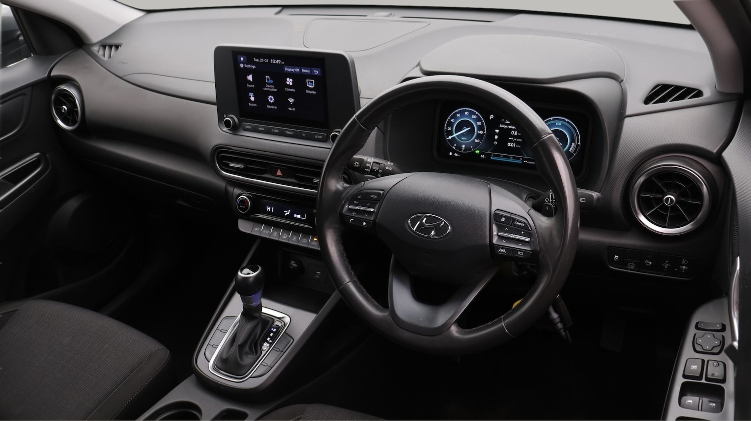 Used Hyundai KONA 2023 for sale - 77340170: Photo 9