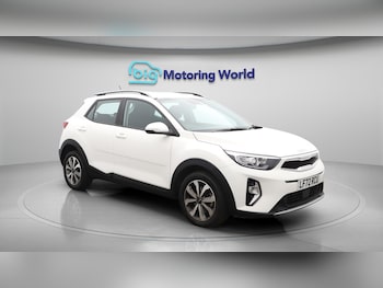 Used Kia Stonic 2022 for sale - 76094440: Photo 2