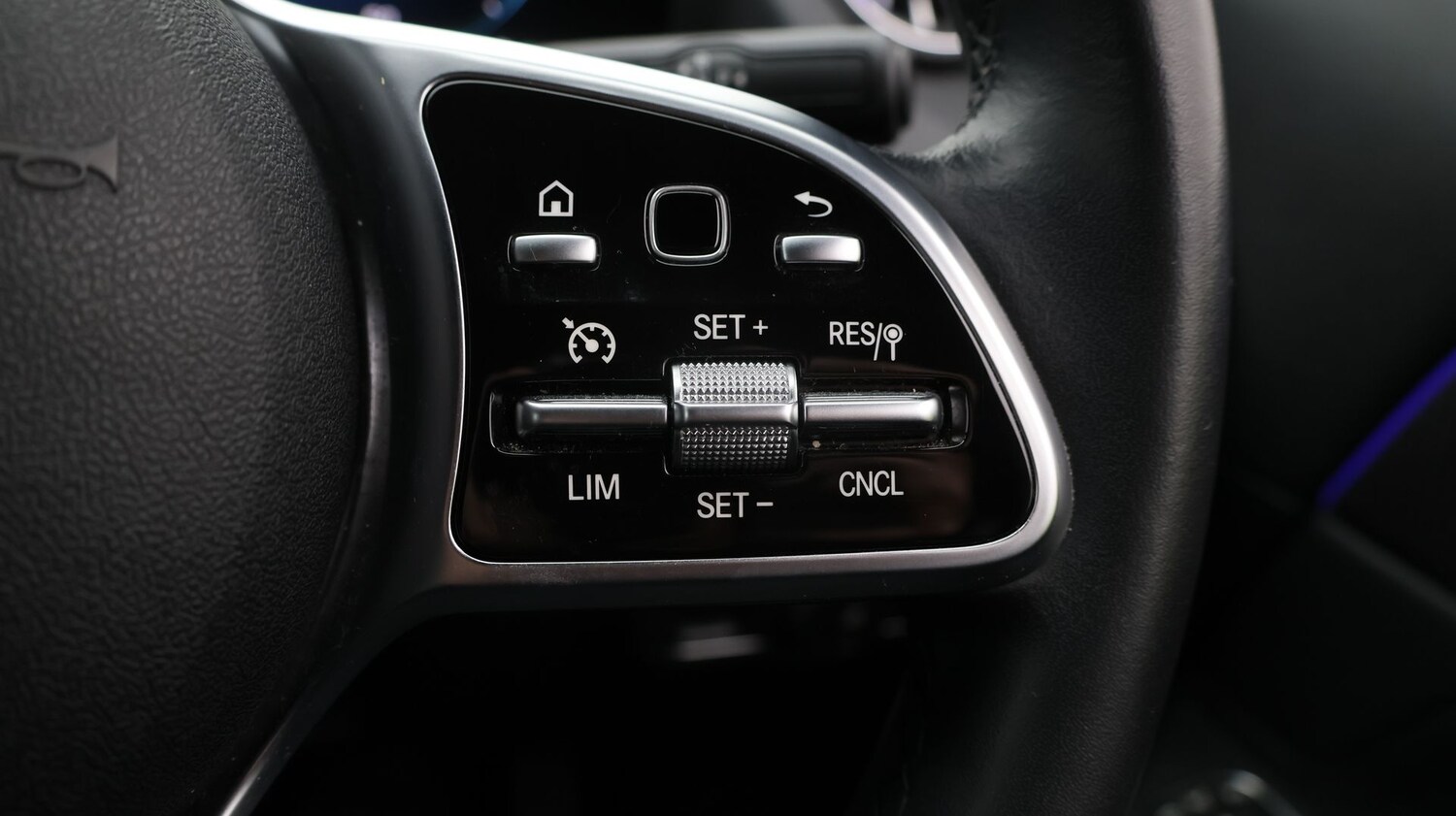 Used Mercedes-Benz EQA for sale - 77618643: Photo 26