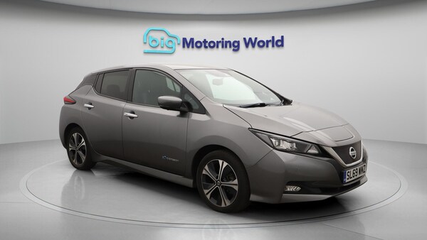 Used Nissan Leaf 2019 for sale - 76327066: Photo 2