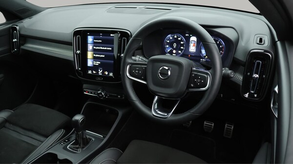 Used Volvo XC40 2021 for sale - 76179307: Photo 10