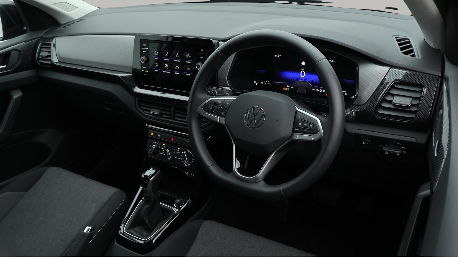 Used Volkswagen T-Cross 2025 for sale - 76380525: Photo 10
