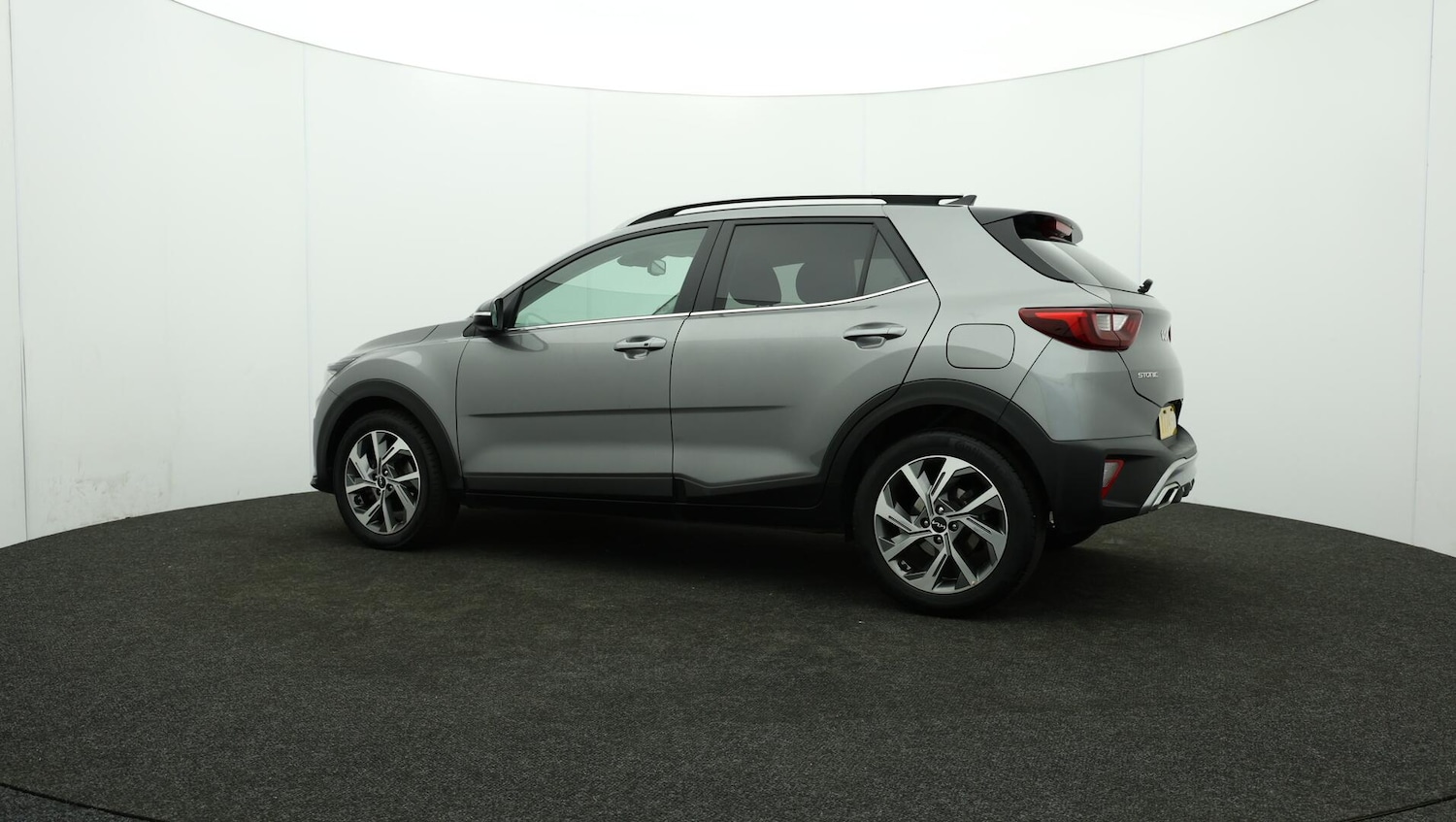 Used Kia Stonic 2024 for sale - 76153026: Photo 76