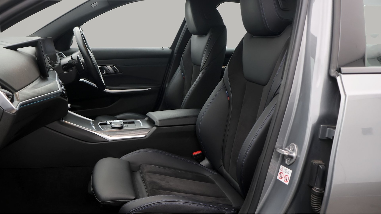 Used BMW 3 Series 2023 for sale - 77662636: Photo 14