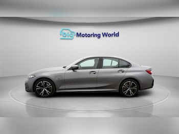 Used BMW 3 Series 2023 for sale - 77662636: Photo