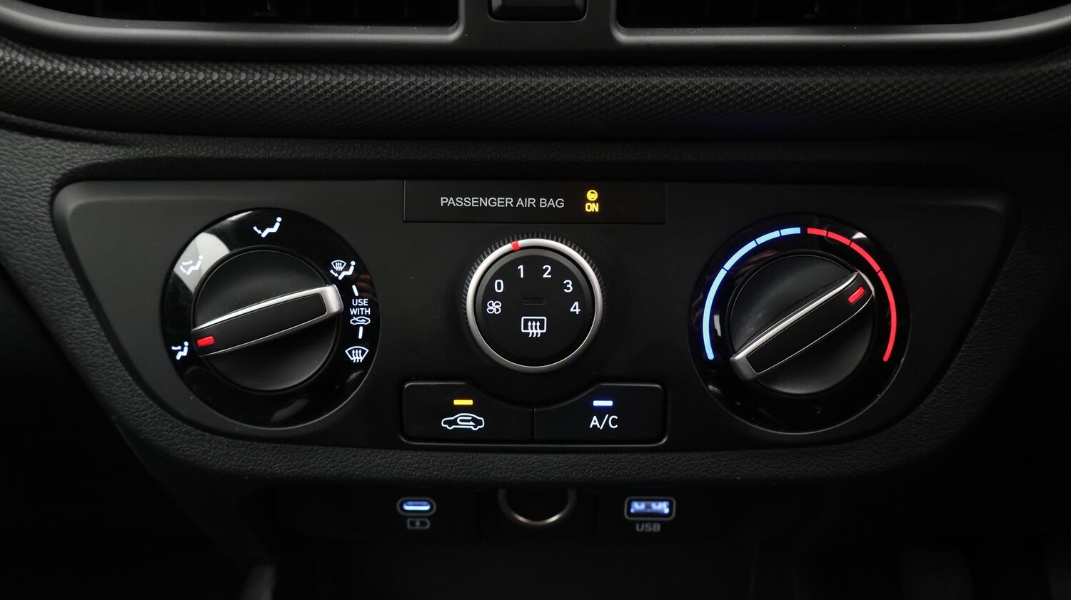 Used Hyundai i10 2024 for sale - 77616508: Photo 12