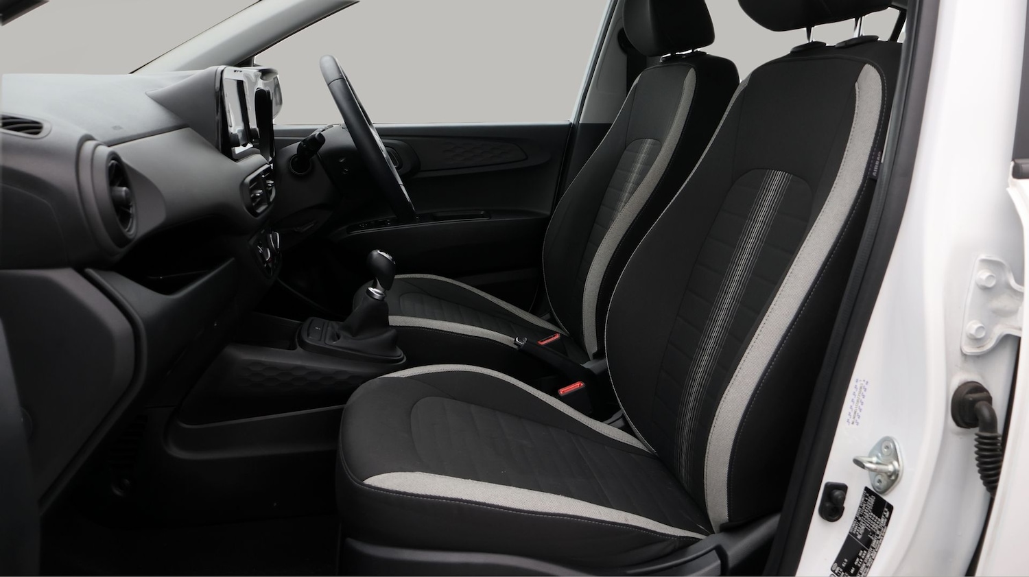 Used Hyundai i10 2024 for sale - 77616508: Photo 14