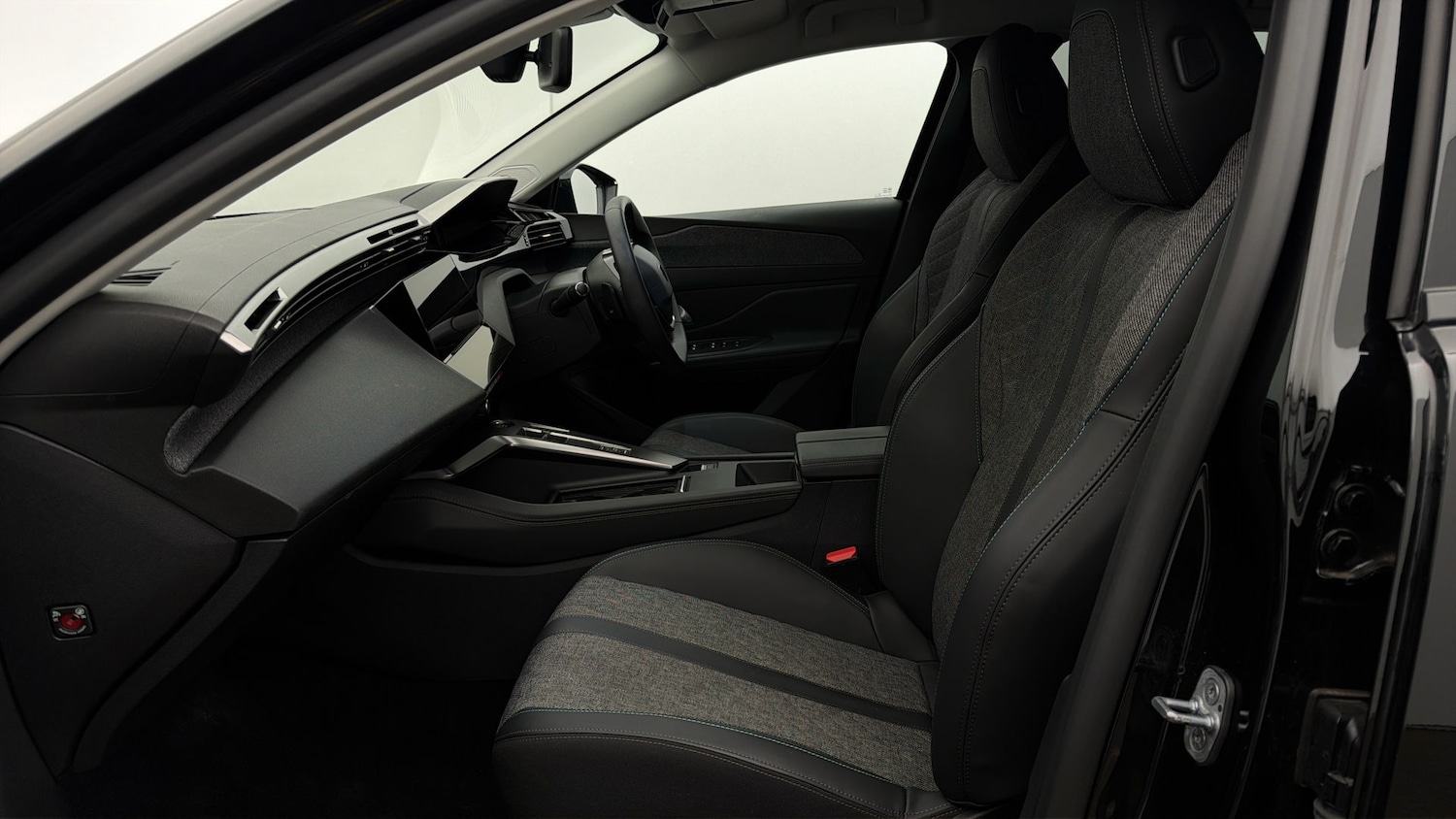 Used Peugeot 408 2024 for sale - 78025215: Photo 13