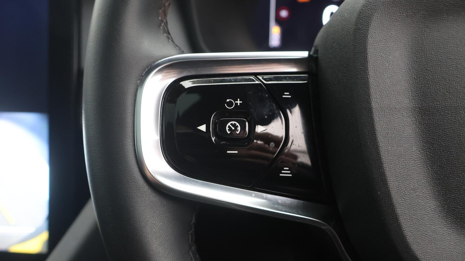 Used Polestar Polestar 2 2023 for sale - 76633298: Photo 25