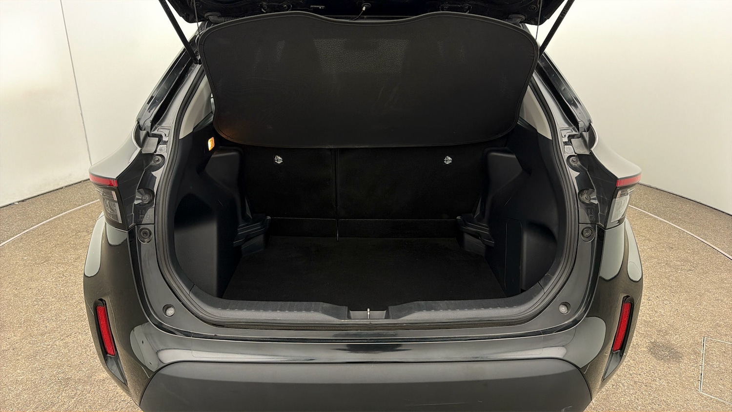 Used Toyota Yaris Cross 2022 for sale - 78218082: Photo 16