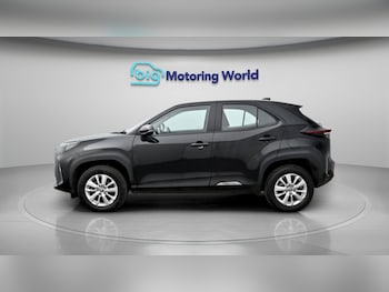 Used Toyota Yaris Cross 2022 for sale - 78218082: Photo