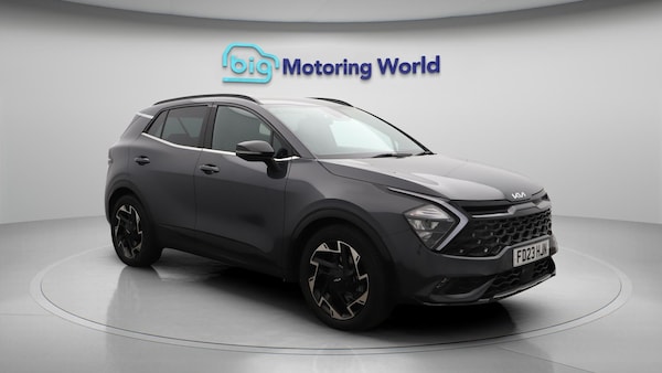 Used Kia Sportage 2023 for sale - 76294643: Photo 2
