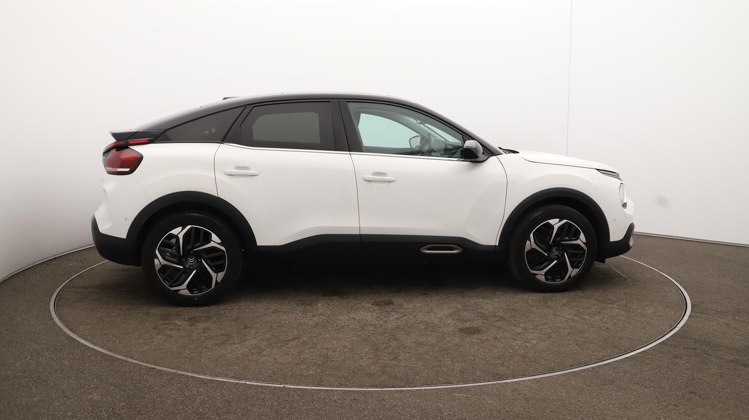 Used Citroen C4 2022 for sale - 76031453: Photo 51